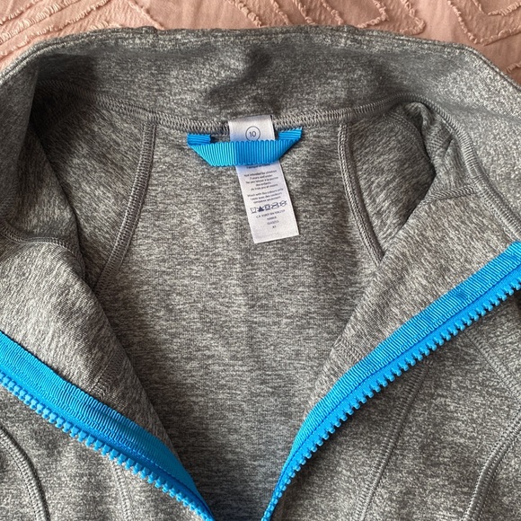 Ivivva Zip Up - Picture 2 of 2